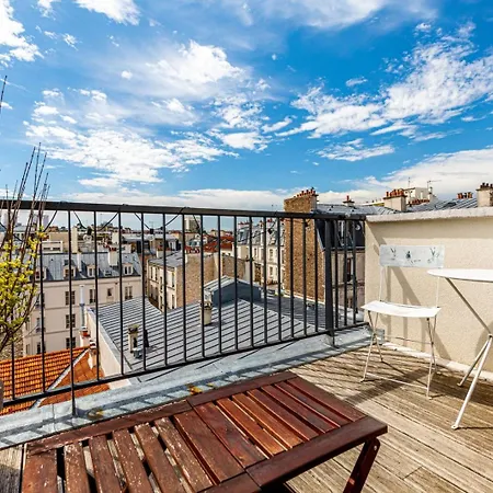 Apartment Guestready - A Glamourous Sight Over The